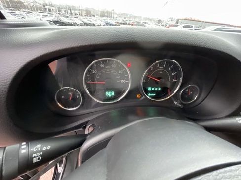 Used 2018 Jeep Wrangler Sport image 20