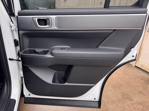 New 2026 Hyundai Santa Fe SE FWD image 18