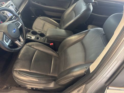 Used 2017 Subaru Legacy 2.5i Limited image 15