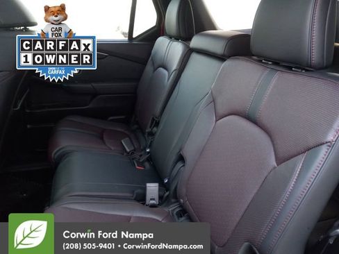 Used 2025 Honda Pilot Black Edition image 25