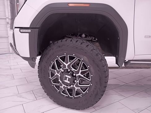 Used 2024 GMC Sierra 3500 Denali Ultimate image 34