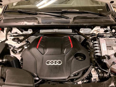 Used 2023 Audi SQ5 Premium Plus w/ Premium Plus Package image 29