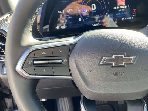 Used 2025 Chevrolet Equinox LT w/ Midnight Edition image 41