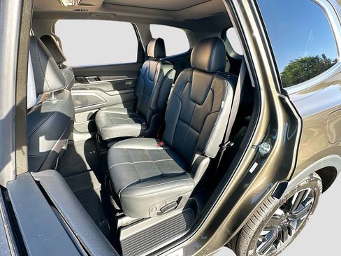 Certified 2024 Kia Telluride SX w/ Towing Package image 26