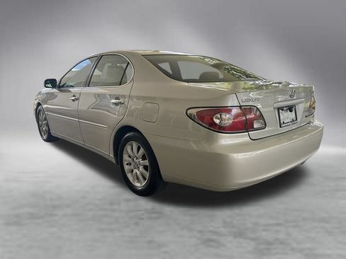 Used 2002 Lexus ES 330 FWD image 4