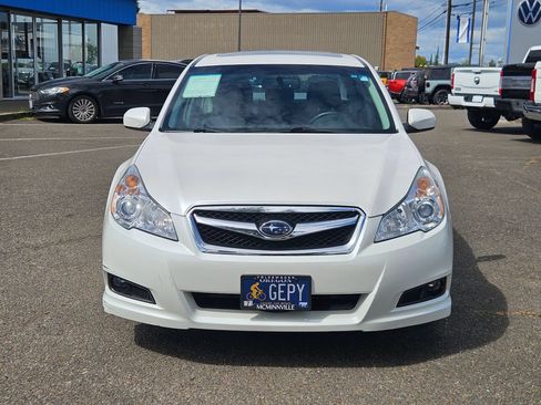 Used 2012 Subaru Legacy 2.5i Premium w/ All-Weather Pkg + Moonroof AWD/4WD image 8