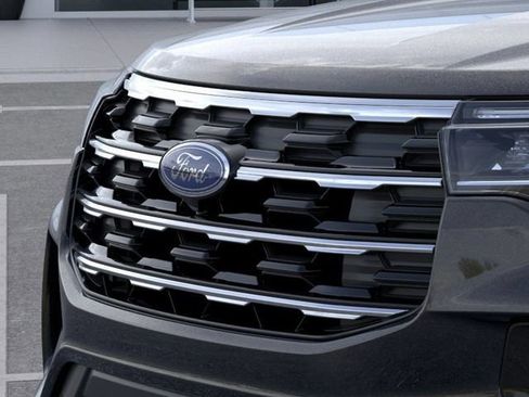 New 2026 Ford Explorer Active w/ Active Comfort Package image 17
