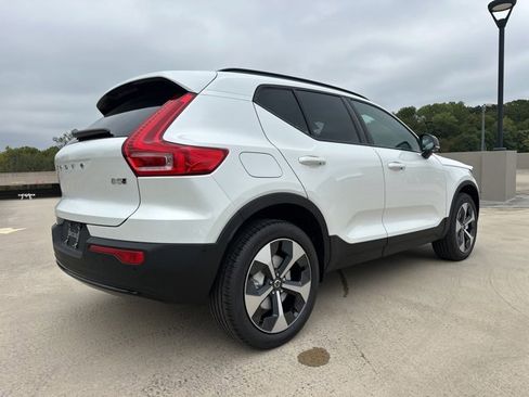 New 2026 Volvo XC40 B5 Plus w/ Protection Package Premier image 7