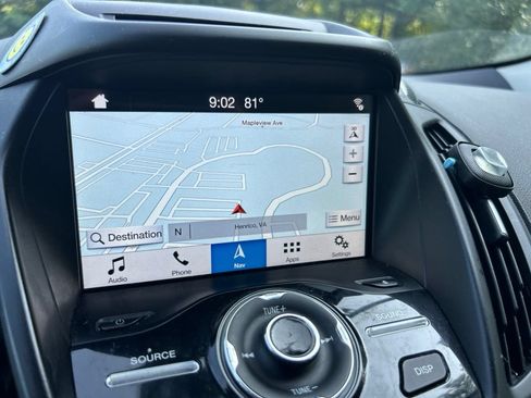 Used 2017 Ford Escape Titanium AWD/4WD image 17