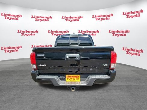 Used 2023 Toyota Tacoma SR AWD/4WD image 21