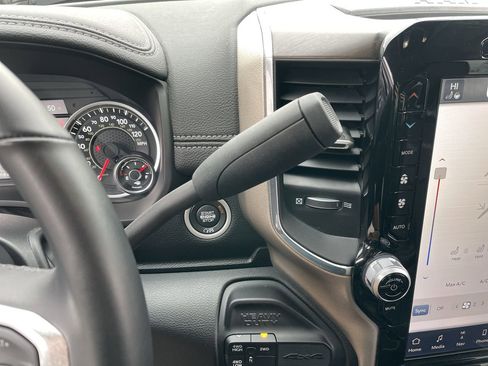 Used 2024 RAM 2500 Laramie image 20