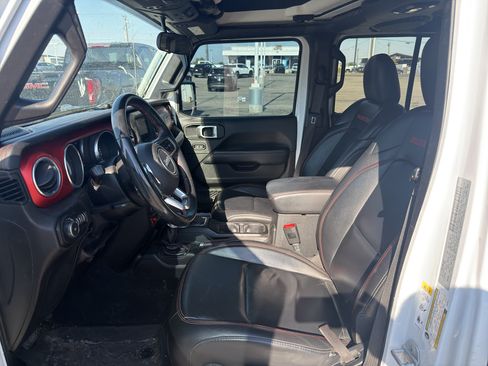 Used 2018 Jeep Wrangler Unlimited Rubicon w/ Steel Bumper Group AWD/4WD image 9