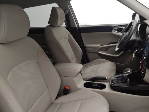 Used 2020 Kia Soul LX FWD image 21