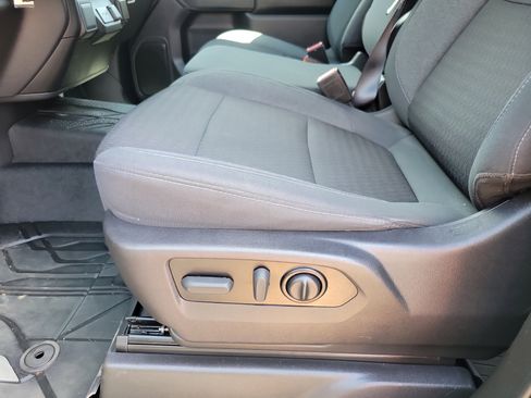 Used 2022 Chevrolet Silverado 1500 Custom Trail Boss w/ Safety Confidence Package image 5