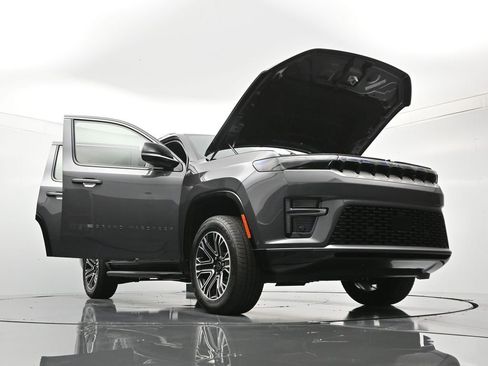 New 2026 Jeep Grand Wagoneer 4WD image 50