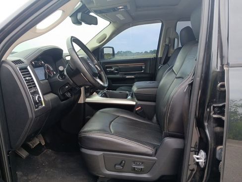 Used 2017 RAM 1500 Laramie w/ Convenience Group AWD/4WD image 19