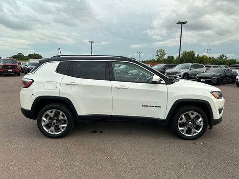Used 2019 Jeep Compass Limited AWD/4WD image 34