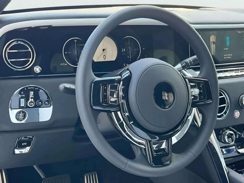 New 2026 Rolls-Royce Cullinan AWD/4WD image 9