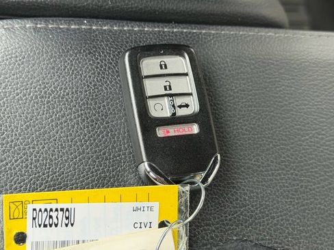 Used 2016 Honda Civic EX-L image 19