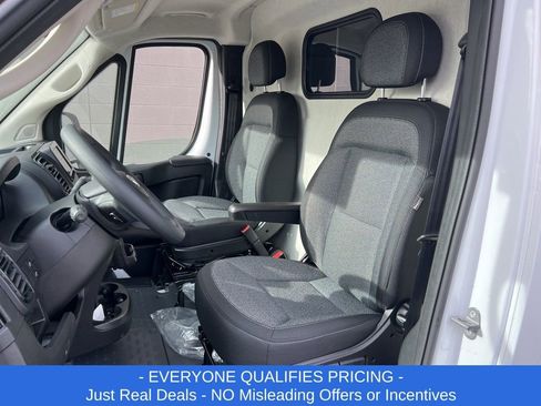 New 2026 RAM ProMaster 2500 w/ Convenience Group image 20
