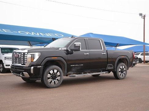 Used 2024 GMC Sierra 2500 Denali w/ Technology Package image 5