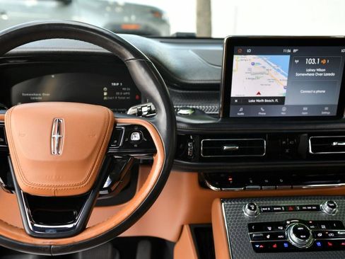 Used 2020 Lincoln Aviator Black Label w/ Dynamic Handling Package image 24