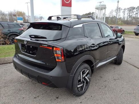 New 2026 Nissan Kicks SV image 3