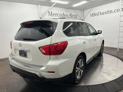 Used 2017 Nissan Pathfinder S FWD image 7