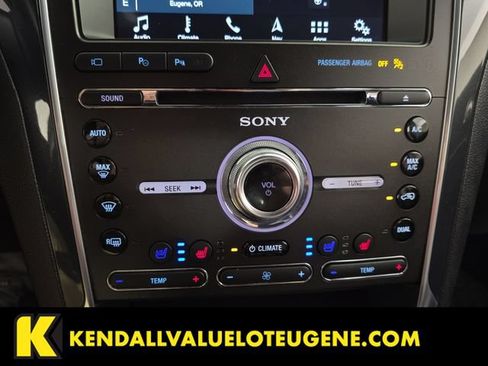 Used 2018 Ford Explorer Limited w/ Equipment Group 301A AWD/4WD image 19
