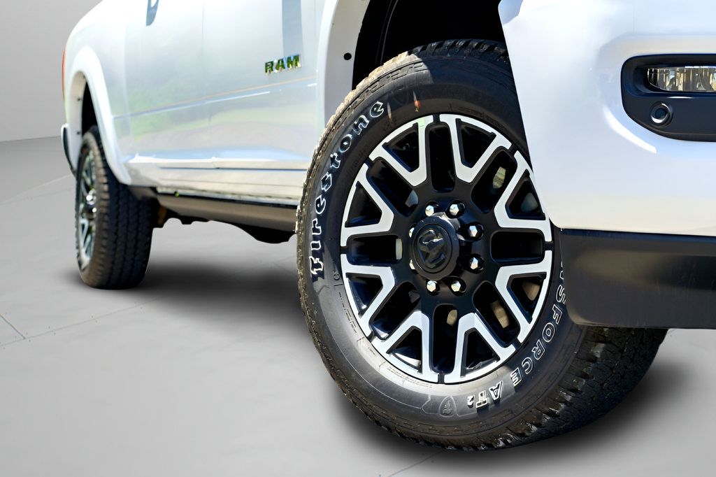 New 2027 RAM 2500 Limited AWD/4WD image 2