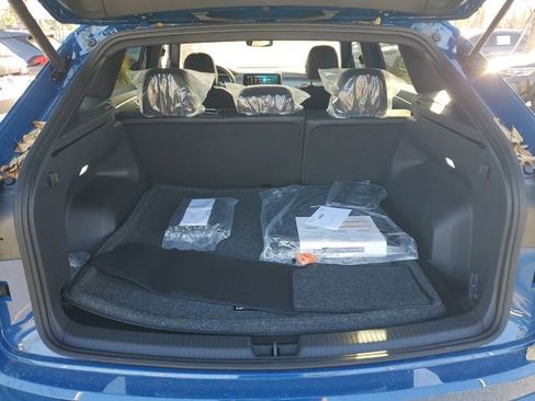 New 2026 Volkswagen Atlas Cross Sport SE image 7