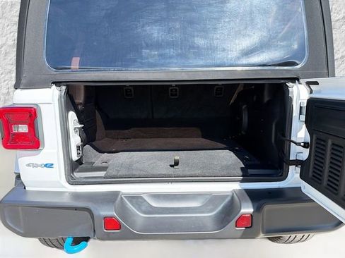 Used 2023 Jeep Wrangler Sahara w/ Cold Weather Group image 12