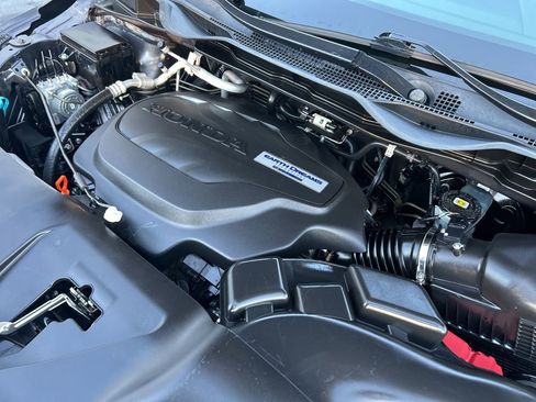 Used 2018 Honda Odyssey EX-L image 44