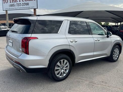 Used 2025 Hyundai Palisade SEL FWD image 6