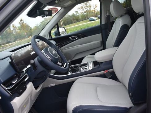 New 2026 Kia Carnival SX Prestige FWD image 27