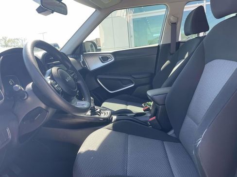 Used 2023 Kia Soul LX w/ Option Group 015 image 13