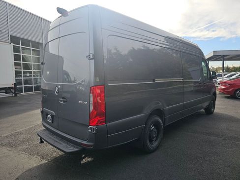 New 2025 Mercedes-Benz Sprinter 2500 image 6