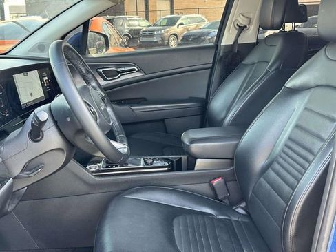 Used 2023 Kia Sportage SX image 10