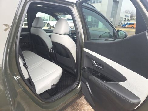 Used 2025 Hyundai Santa Cruz Limited image 46