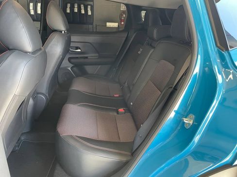 Certified 2025 Nissan Kicks SR FWD image 16