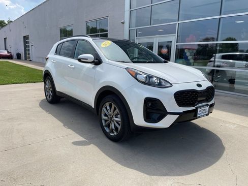 Used 2021 Kia Sportage S w/ S AWD Premium Package image 1