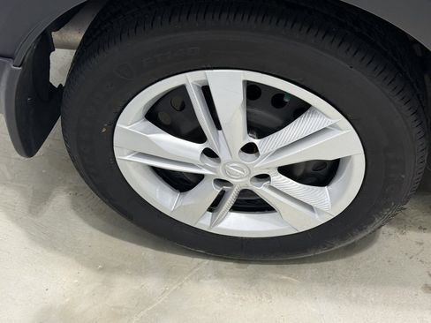 Certified 2024 Nissan Kicks S image 12