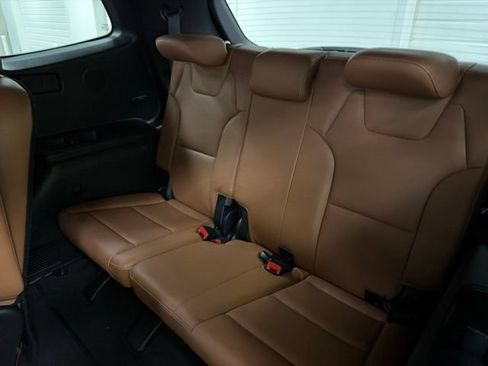 Used 2023 Kia Telluride SX Prestige X-Line AWD/4WD image 16