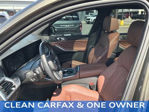 Used 2024 BMW X7 xDrive40i w/ M Sport Package AWD/4WD image 4