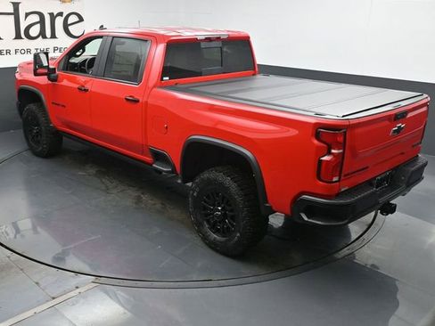 New 2026 Chevrolet Silverado 2500 ZR2 w/ LPO, Dark Essentials Package image 19