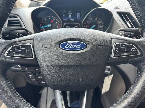 Used 2018 Ford Escape SEL AWD/4WD image 26