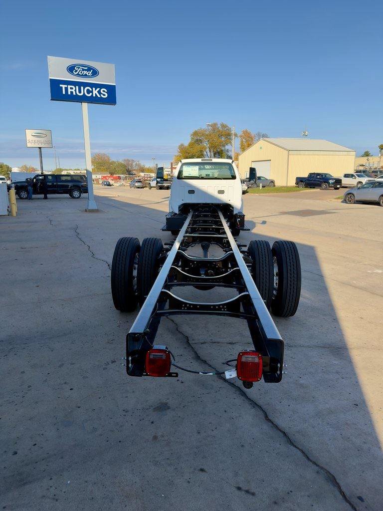 New 2026 Ford F650 2WD Regular Cab Super Duty image 6
