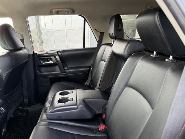 Certified 2020 Toyota 4Runner TRD Off-Road Premium AWD/4WD image 16