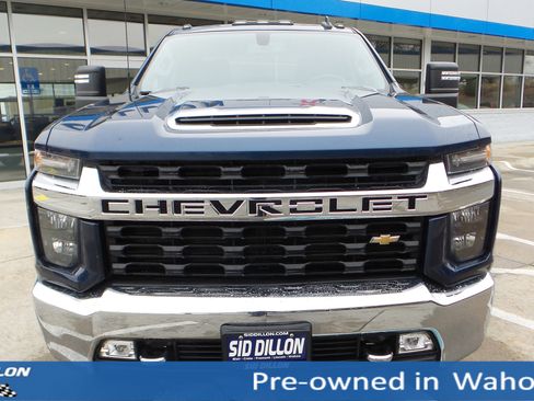Used 2021 Chevrolet Silverado 2500 LT w/ Convenience Package image 9