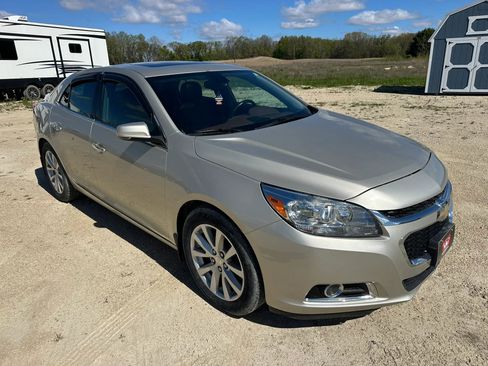Used 2014 Chevrolet Malibu LTZ FWD image 4